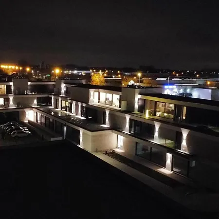 Denia لوتشريستي